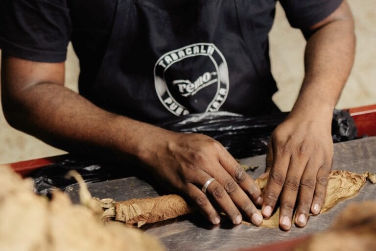 What Makes a Good Cigar Shop in Miami?